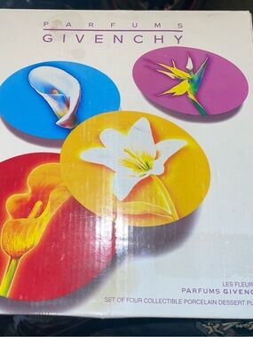 Brand new! Never used. Original Givenchy Bright Floral Porcelain Plate set
